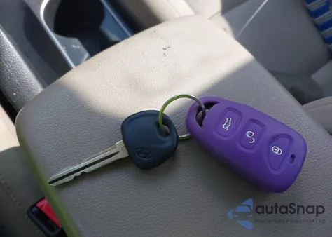 2018 Hyundai Elantra Se из США, поврежденный, VIN 5NPD74LF1JH218604